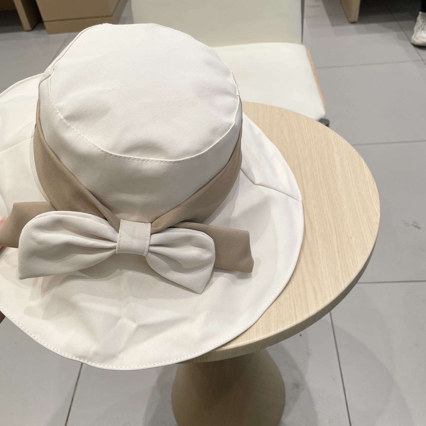 Stylish Summer Accessories: Fisherman’s Butterflies and Korean-Style Beach Hats for Comfort - 图片 3