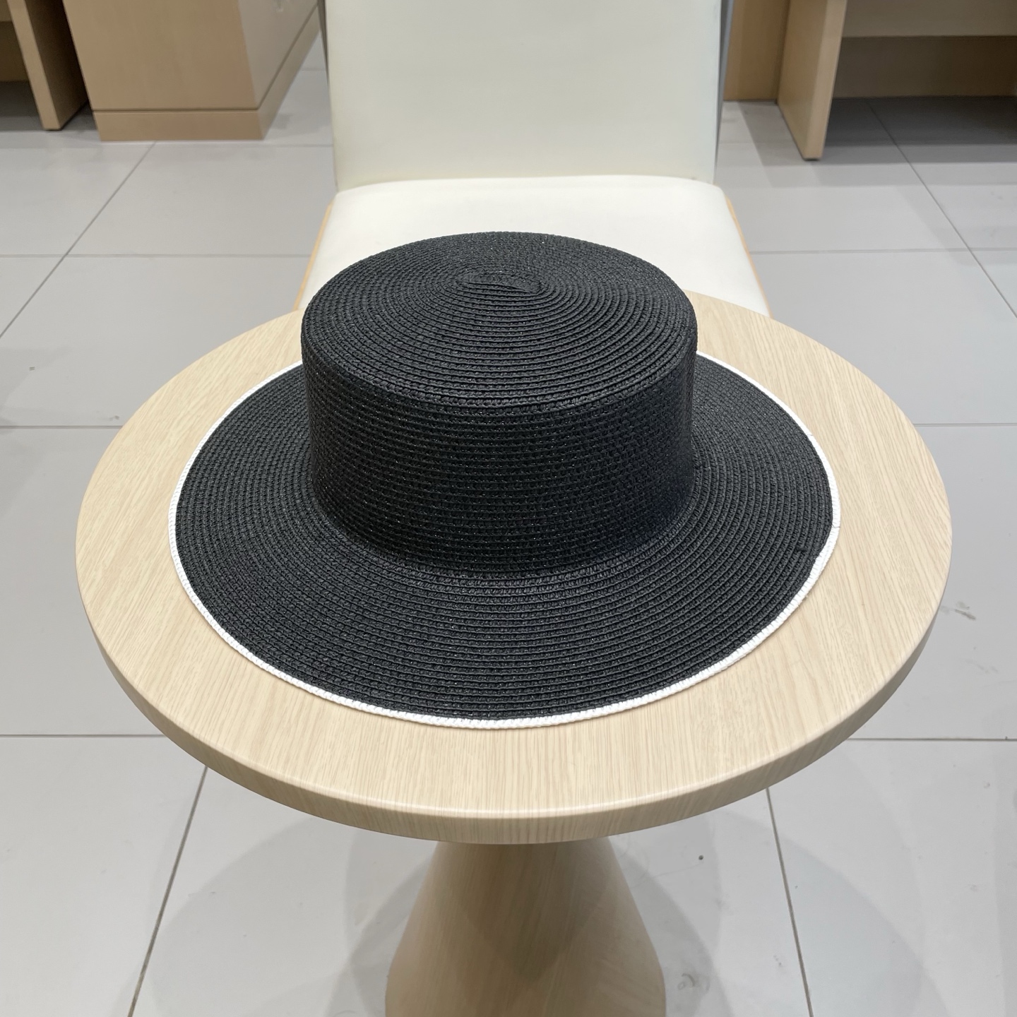 Louis Vuitton hoed LV Louis Vuitton 2025 — photo 3