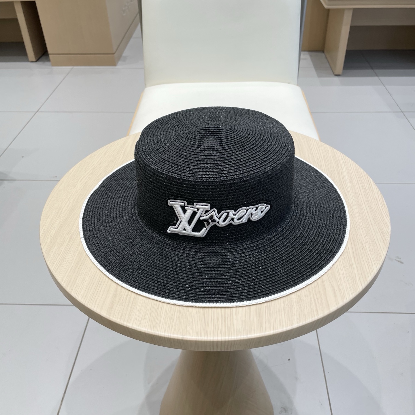 Louis Vuitton hoed LV Louis Vuitton 2025