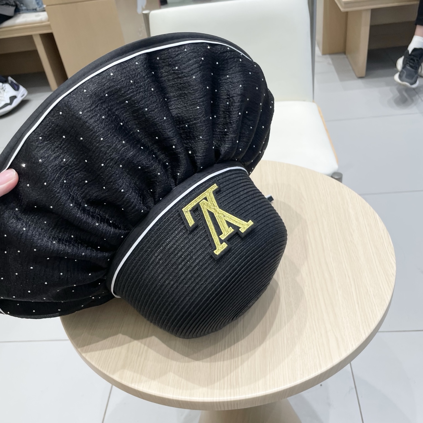 🧢路易威登棒球帽 LouisVuitton😍2025时尚新款透气防晒夏季遮阳帽女韩版防紫外线大檐高品质渔