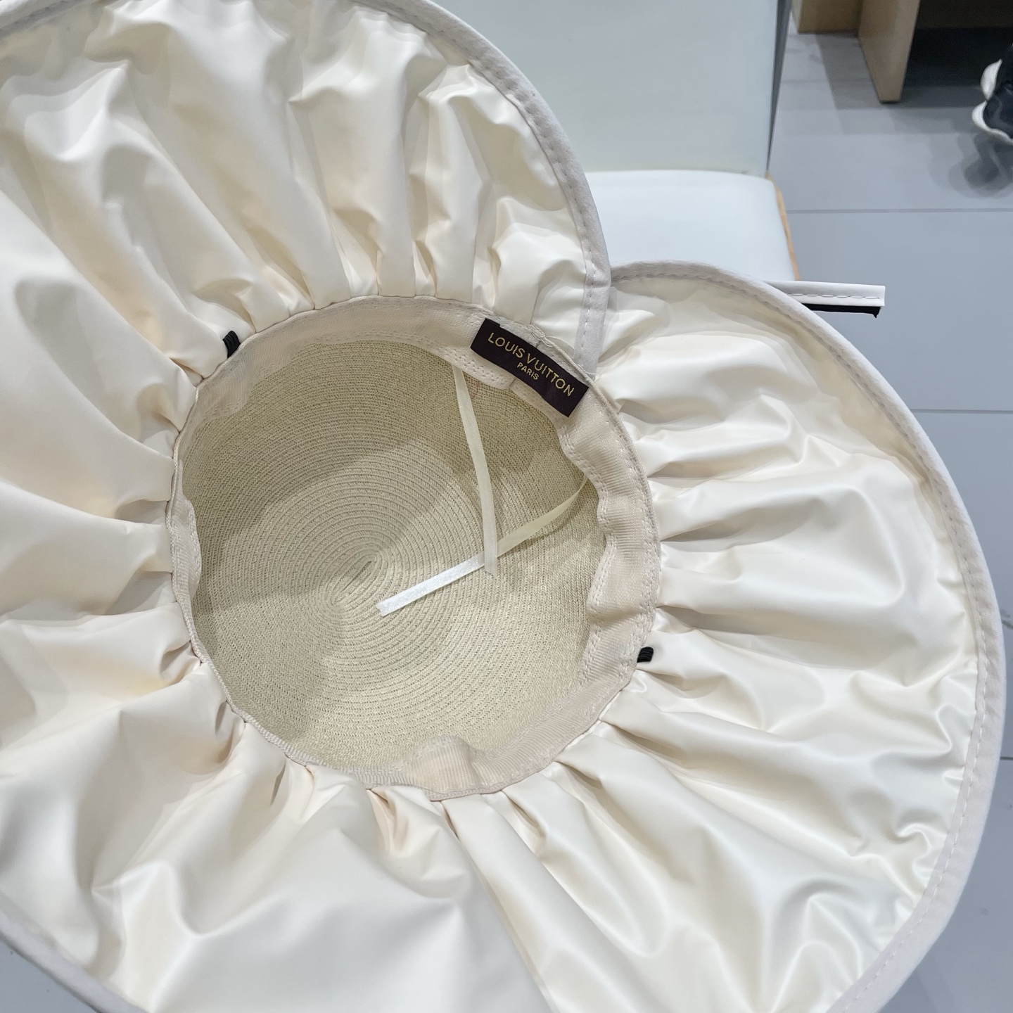 🧢路易威登棒球帽 LouisVuitton😍2025时尚新款透气防晒夏季遮阳帽女韩版防紫外线大檐高品质渔