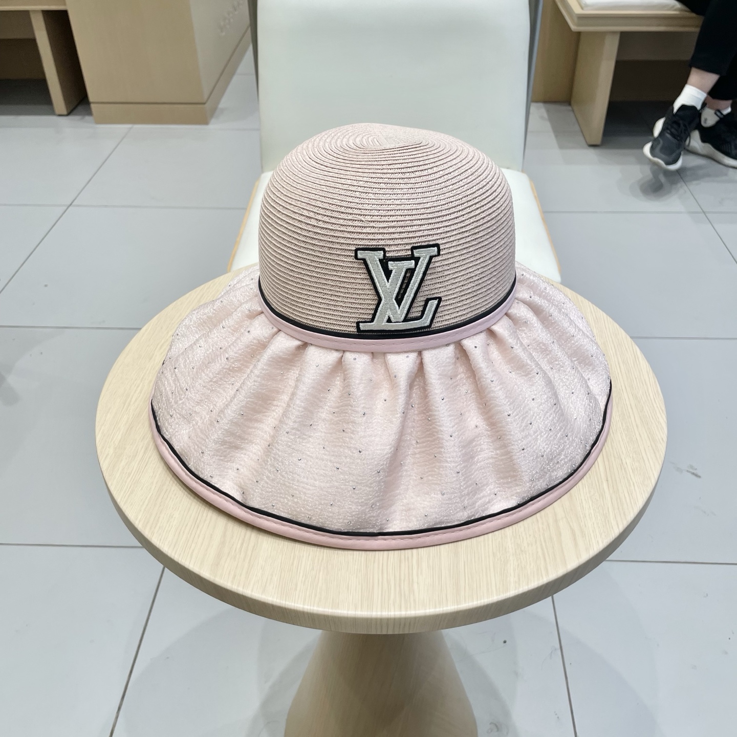 🧢路易威登棒球帽 LouisVuitton😍2025时尚新款透气防晒夏季遮阳帽女韩版防紫外线大檐高品质渔