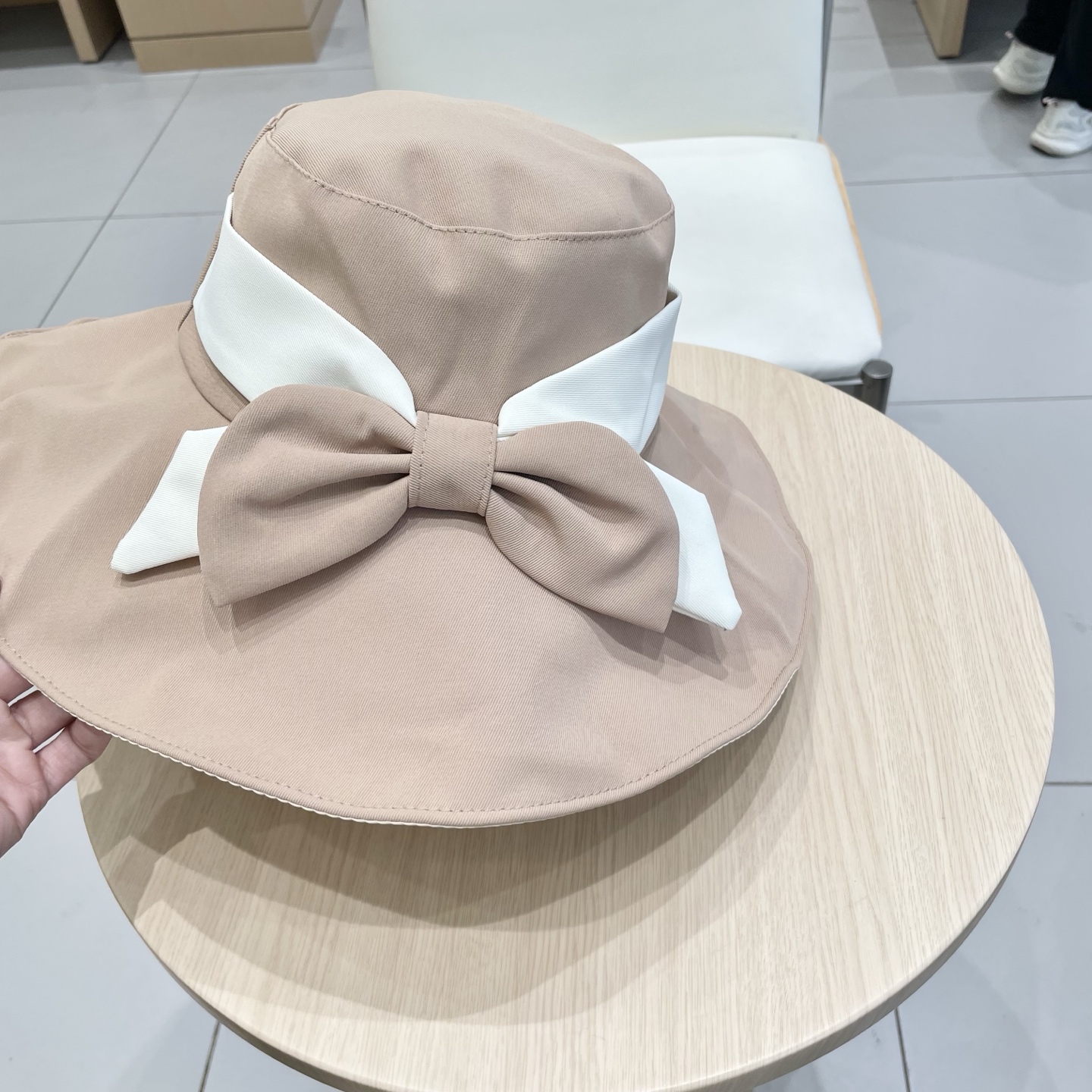  【巴宝莉BURBERRY渔夫帽女早春夏季时尚防晒帽大檐遮脸百搭休闲遮阳帽防紫外线帽子