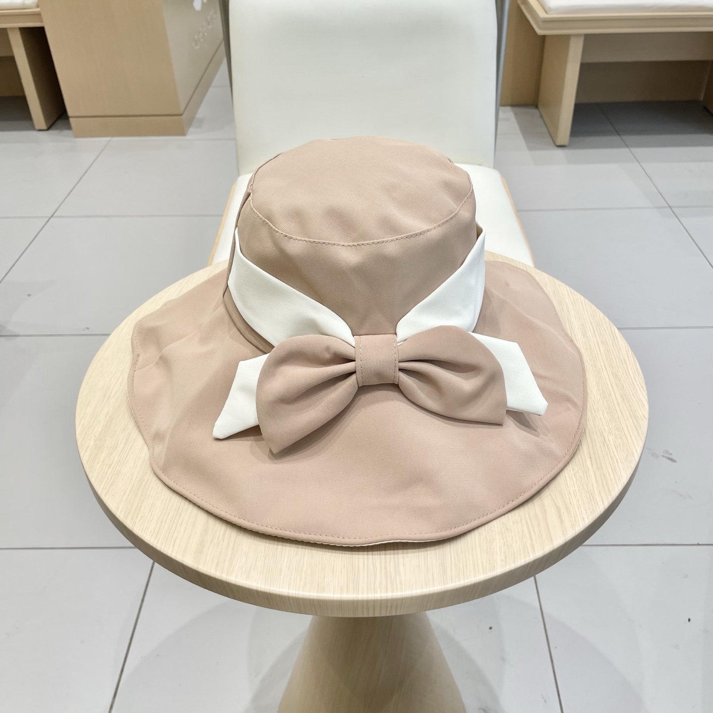  【巴宝莉BURBERRY渔夫帽女早春夏季时尚防晒帽大檐遮脸百搭休闲遮阳帽防紫外线帽子