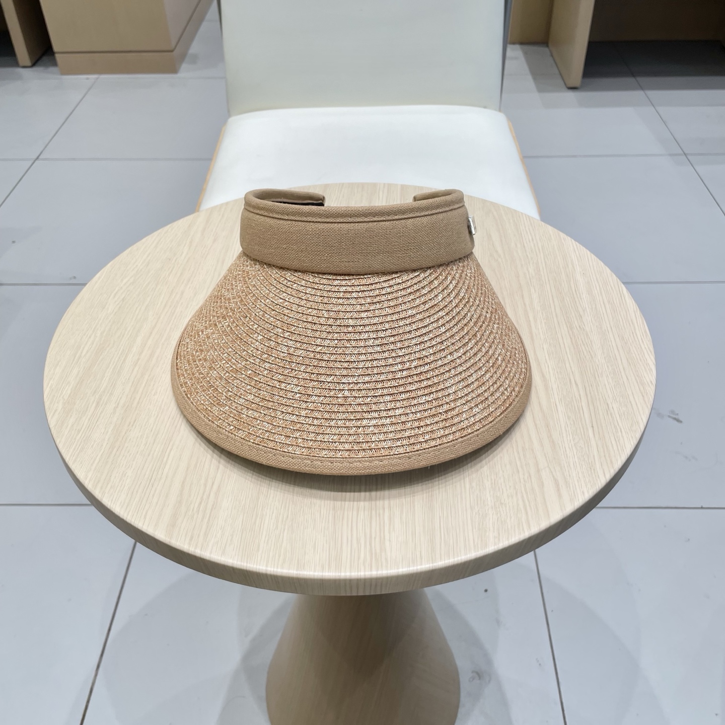  【PRADA普拉达】2025夏季新款拼色独家款遮阳帽空顶帽
男女百搭款～休闲出街神器