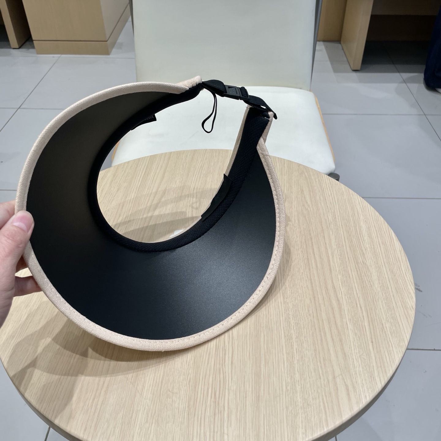  【PRADA普拉达】2025夏季新款拼色独家款遮阳帽空顶帽
男女百搭款～休闲出街神器