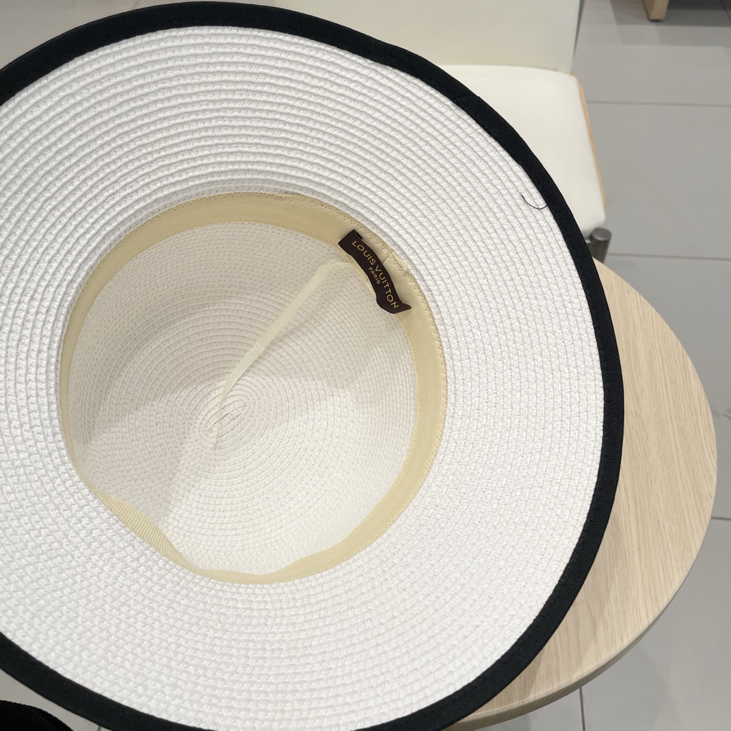  【LV路易威登】2025新款度假风礼帽，草帽，旅行必备，超好搭配，赶紧入手！