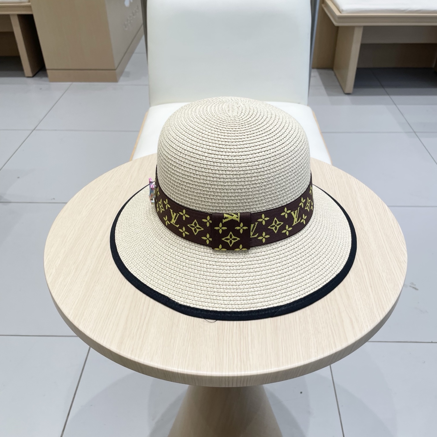  【LV路易威登】2025新款度假风礼帽，草帽，旅行必备，超好搭配，赶紧入手！