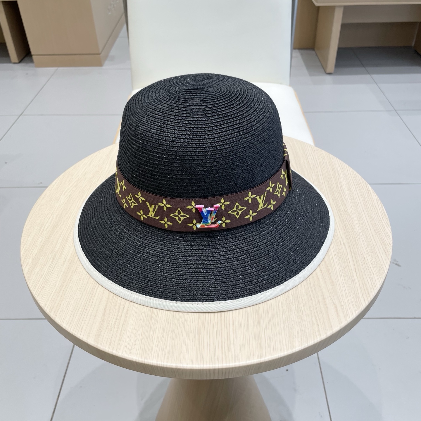 NO:222736,[LV Louis Vuitton] 2025 new vacation top hat, straw hat, a must-have for travel, super easy to match, buy it now!  Hat Straw Hat Fisherman Hat Baseball Hat Knitted Hat, Hats, louis vuitton,louis vuitton,espadrilles,hats19860909【LV路易威登】2025新款度假风礼帽,草帽,旅行必备,超好搭配,赶紧入手！帽子草帽渔夫帽棒球帽针织帽,帽子,louis vuitton,louis vuitton,espadrilles,hats,hat