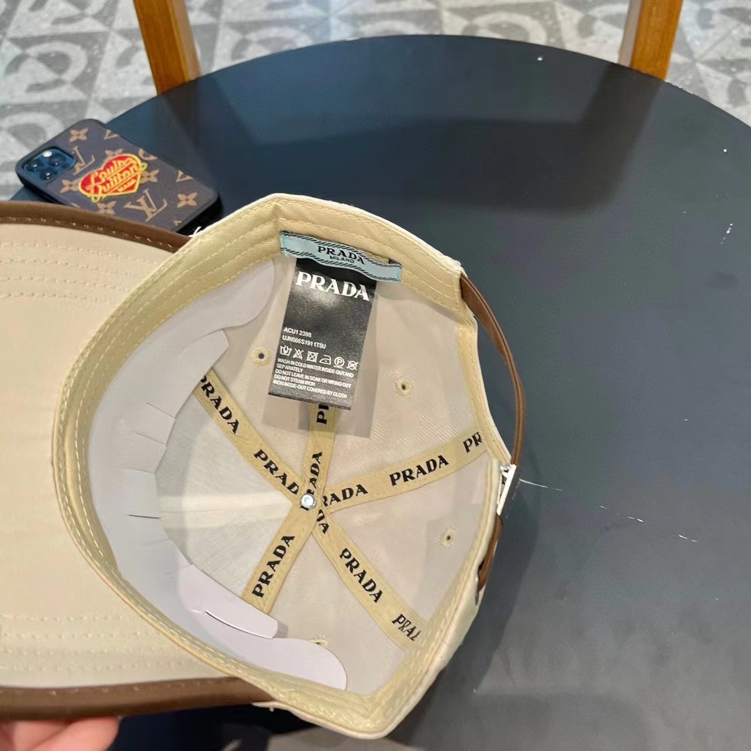  Prada普拉达 早春新款大牌款棒球帽，经典款男女通用