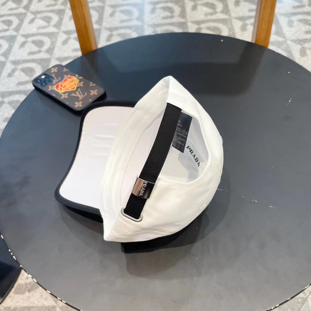  Prada普拉达 早春新款大牌款棒球帽，经典款男女通用