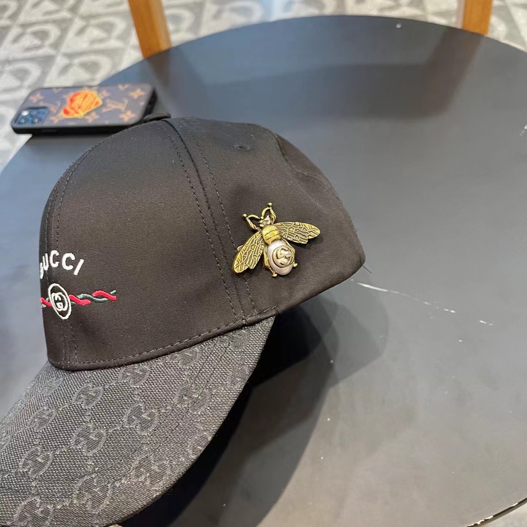   Gucci(古奇)新款原单棒球帽，Loved系列，11开模订制，重工刺绣，细节可媲美专柜，原版帆布料