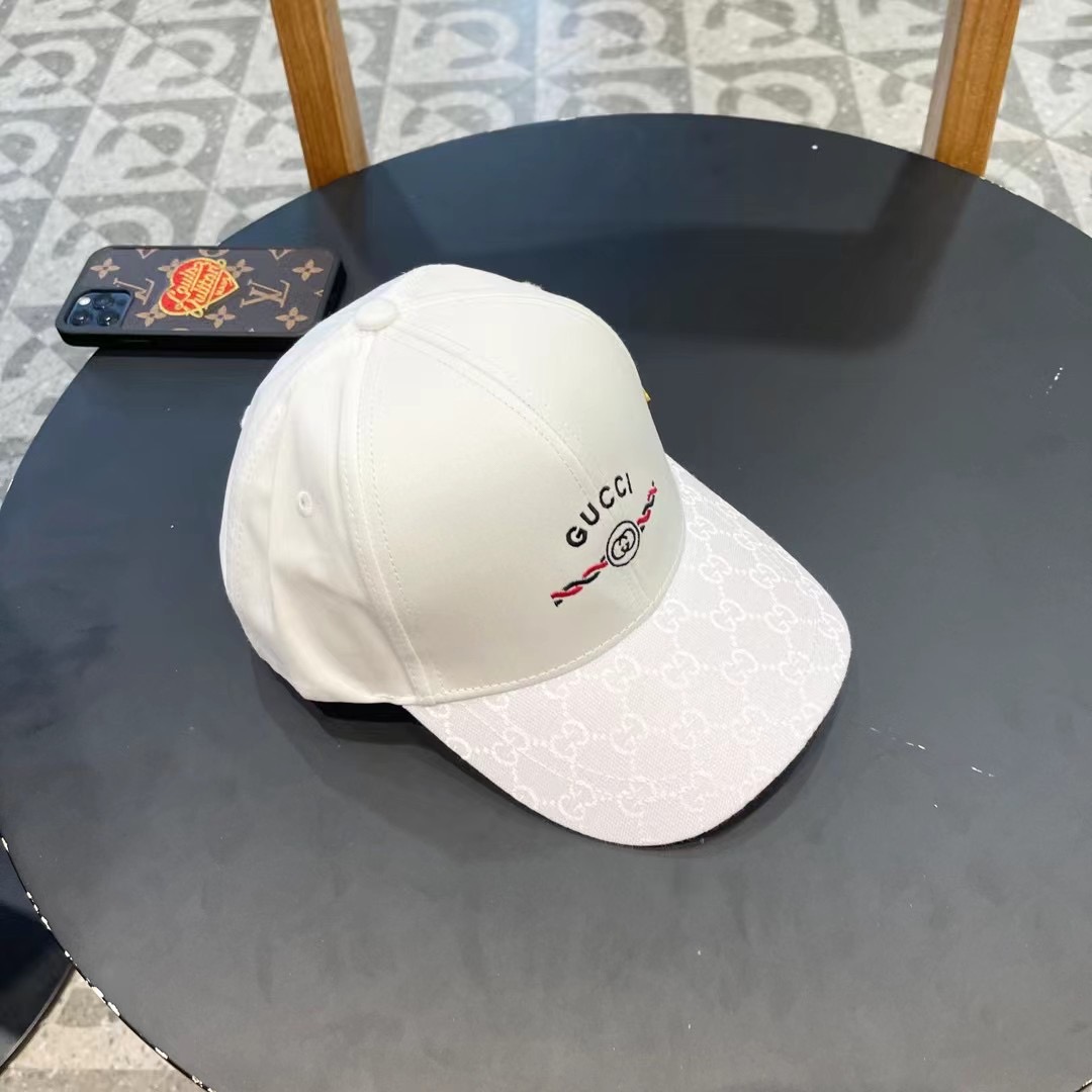   Gucci(古奇)新款原单棒球帽，Loved系列，11开模订制，重工刺绣，细节可媲美专柜，原版帆布料