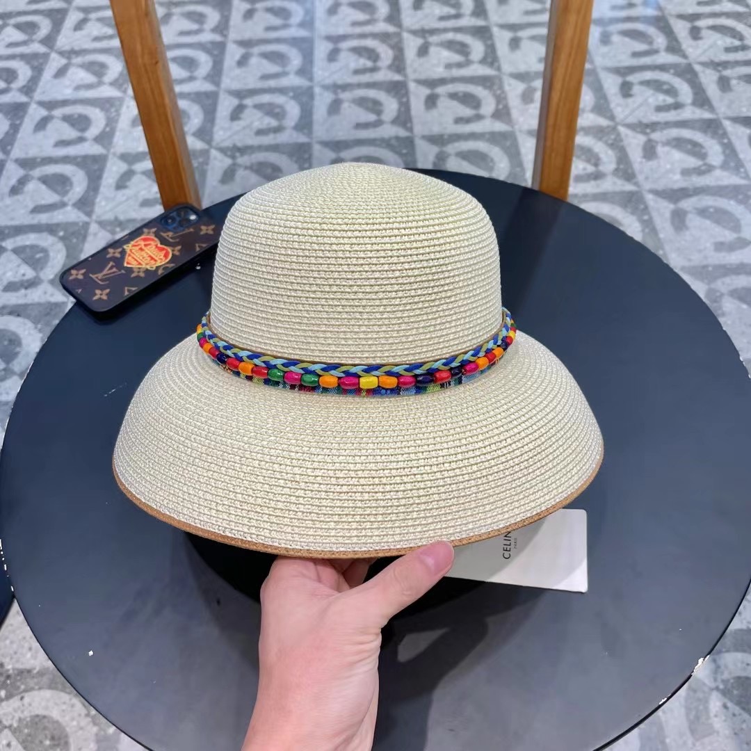 【赛琳】2026的新款草编遮阳草帽盆帽🤩沙滩风，简约大方，百搭单品～出街首选，新款帽型超美腻，新品上架