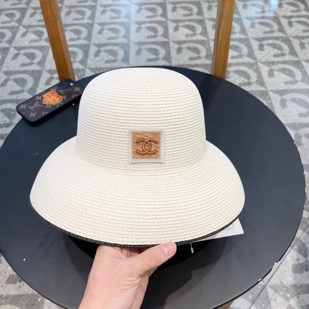 【CHANEL香奈儿】2024新款拼色盆帽草帽，出街必备超好搭配，赶紧入手！