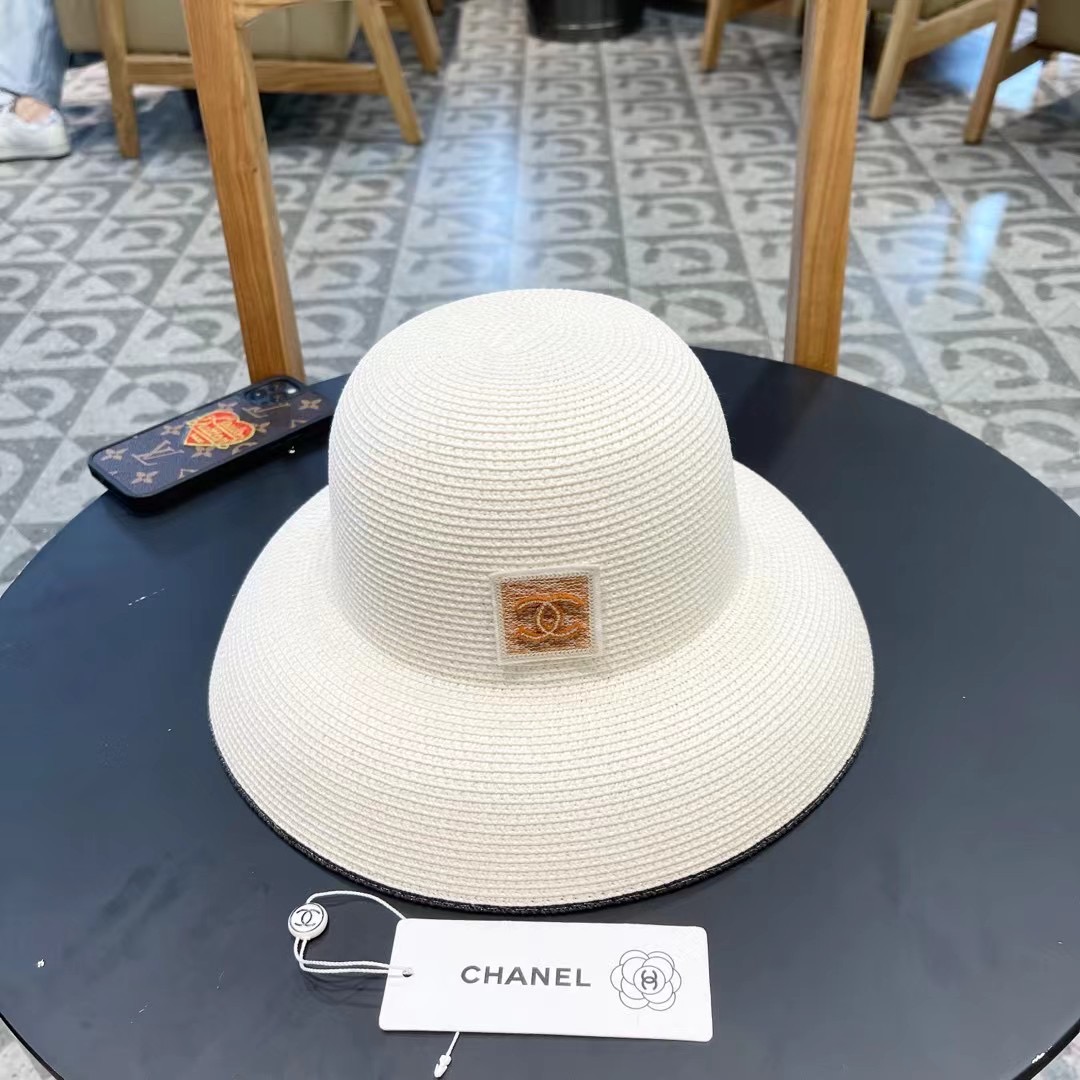【CHANEL香奈儿】2024新款拼色盆帽草帽，出街必备超好搭配，赶紧入手！