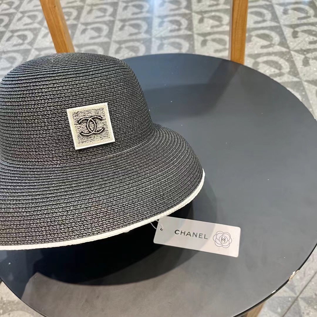 【CHANEL香奈儿】2024新款拼色盆帽草帽，出街必备超好搭配，赶紧入手！