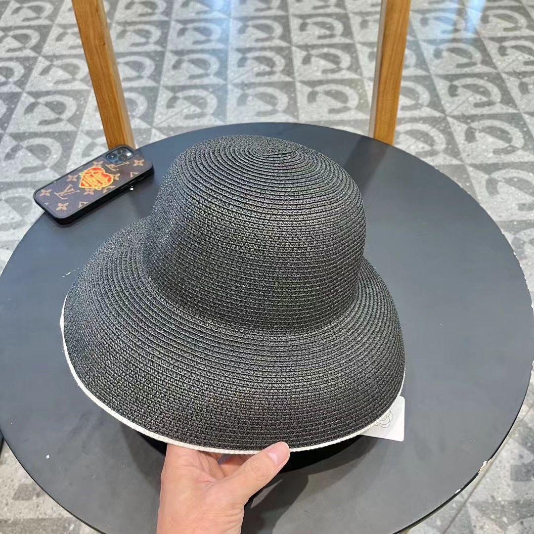 【CHANEL香奈儿】2024新款拼色盆帽草帽，出街必备超好搭配，赶紧入手！