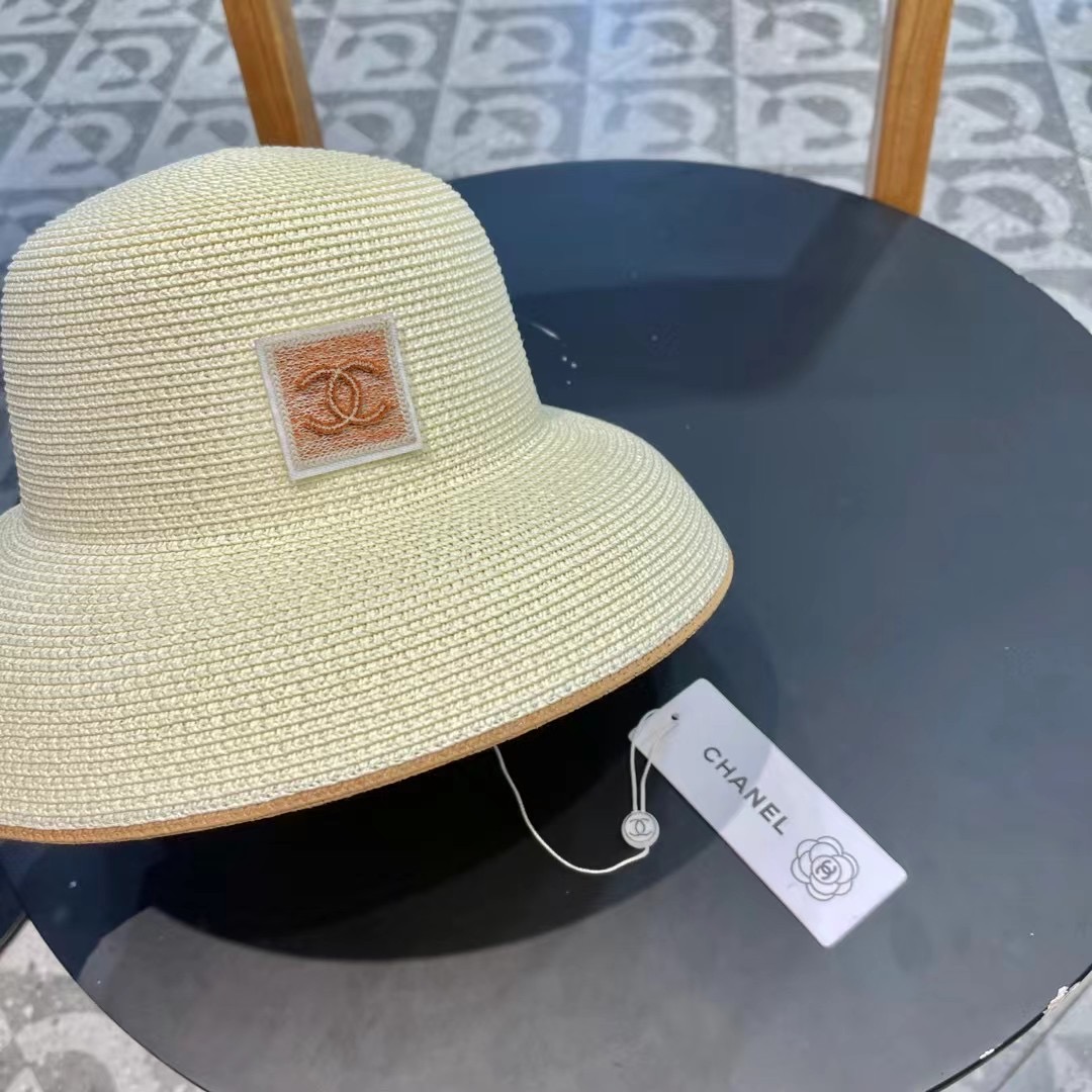 【CHANEL香奈儿】2024新款拼色盆帽草帽，出街必备超好搭配，赶紧入手！