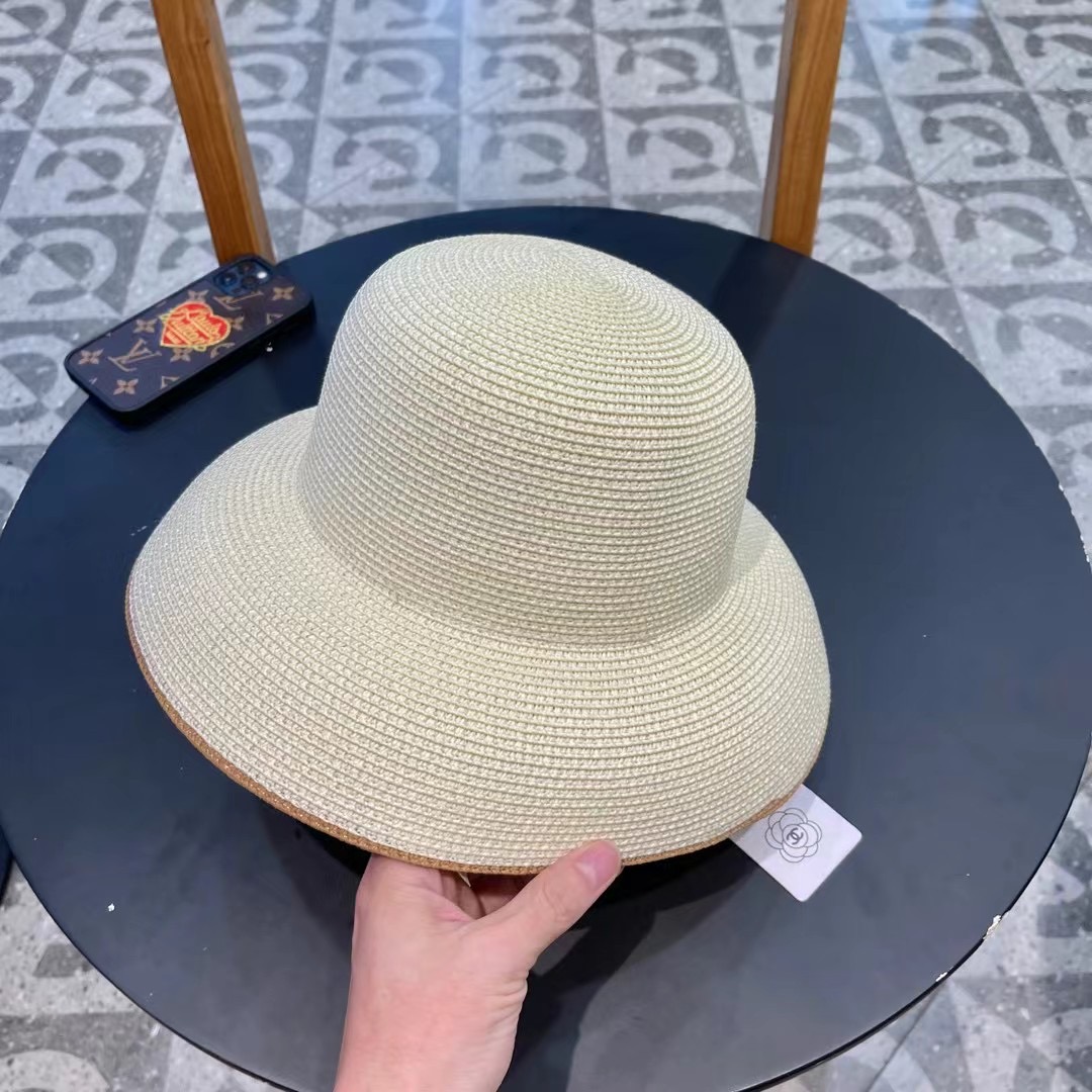 【CHANEL香奈儿】2024新款拼色盆帽草帽，出街必备超好搭配，赶紧入手！