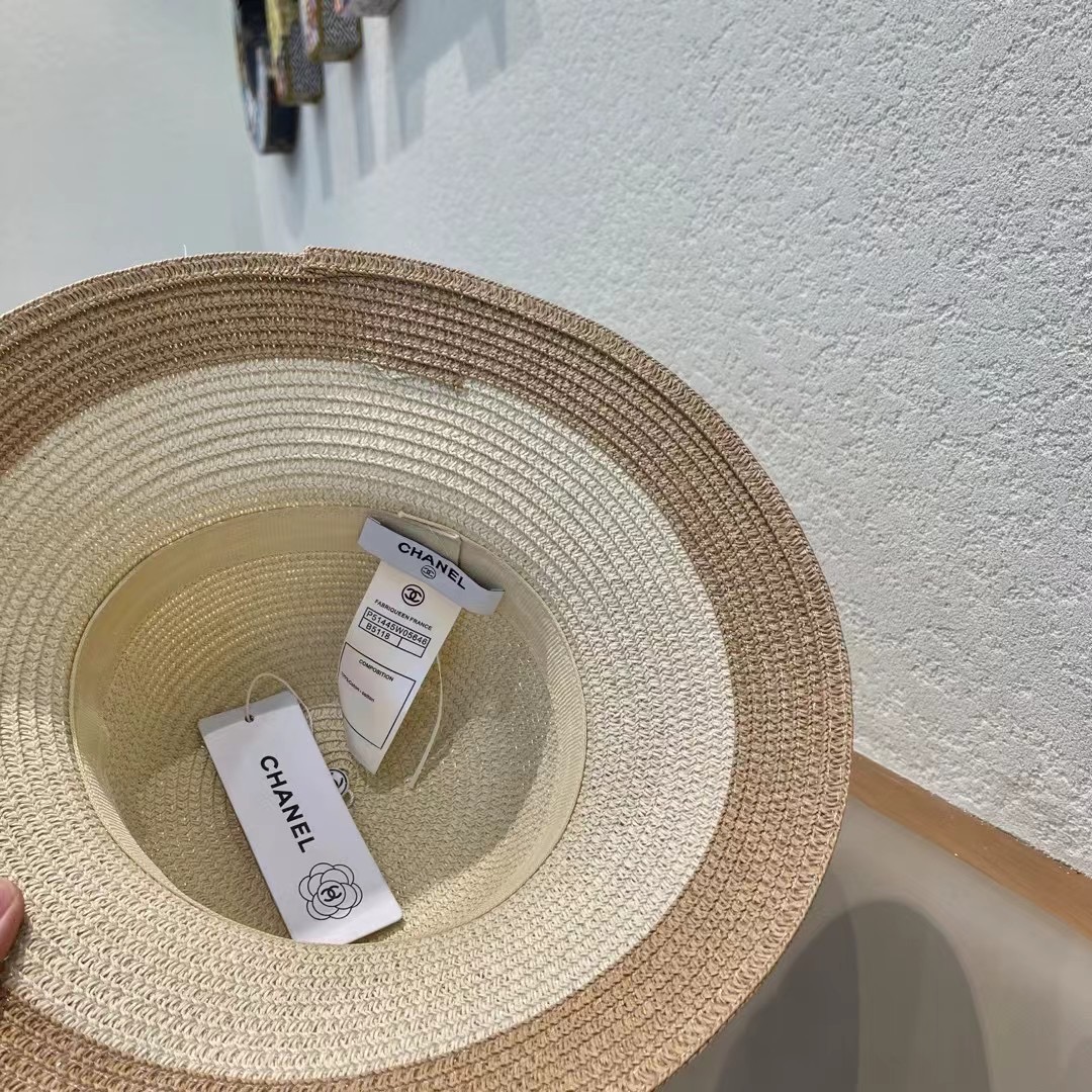 【CHANEL香奈儿】2026新款小香风草编度假风盆帽草帽，大牌风～出街旅行单品
