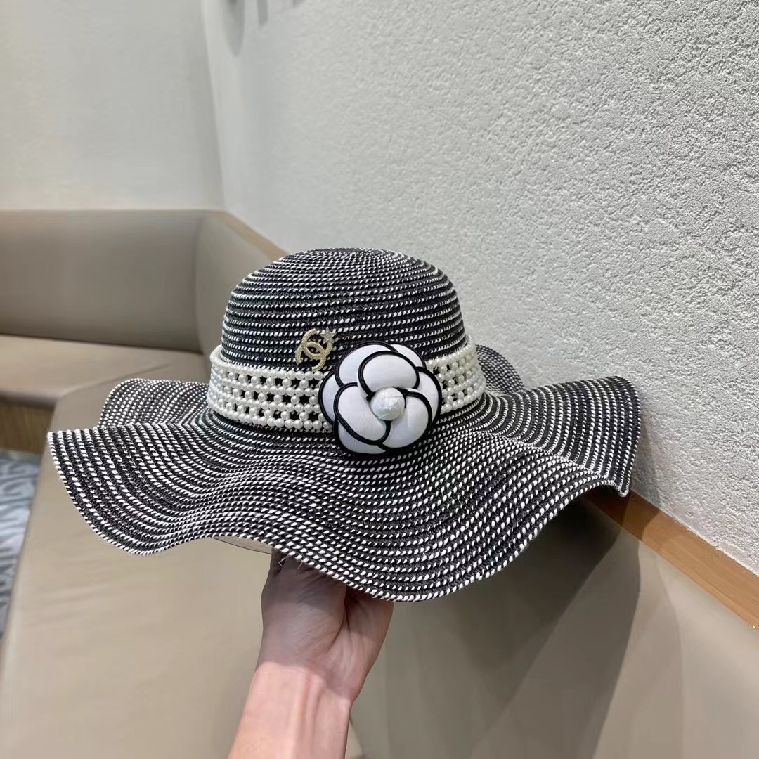 【CHANEL香奈儿】2026新款小香风草编度假风盆帽草帽，大牌风～出街旅行单品