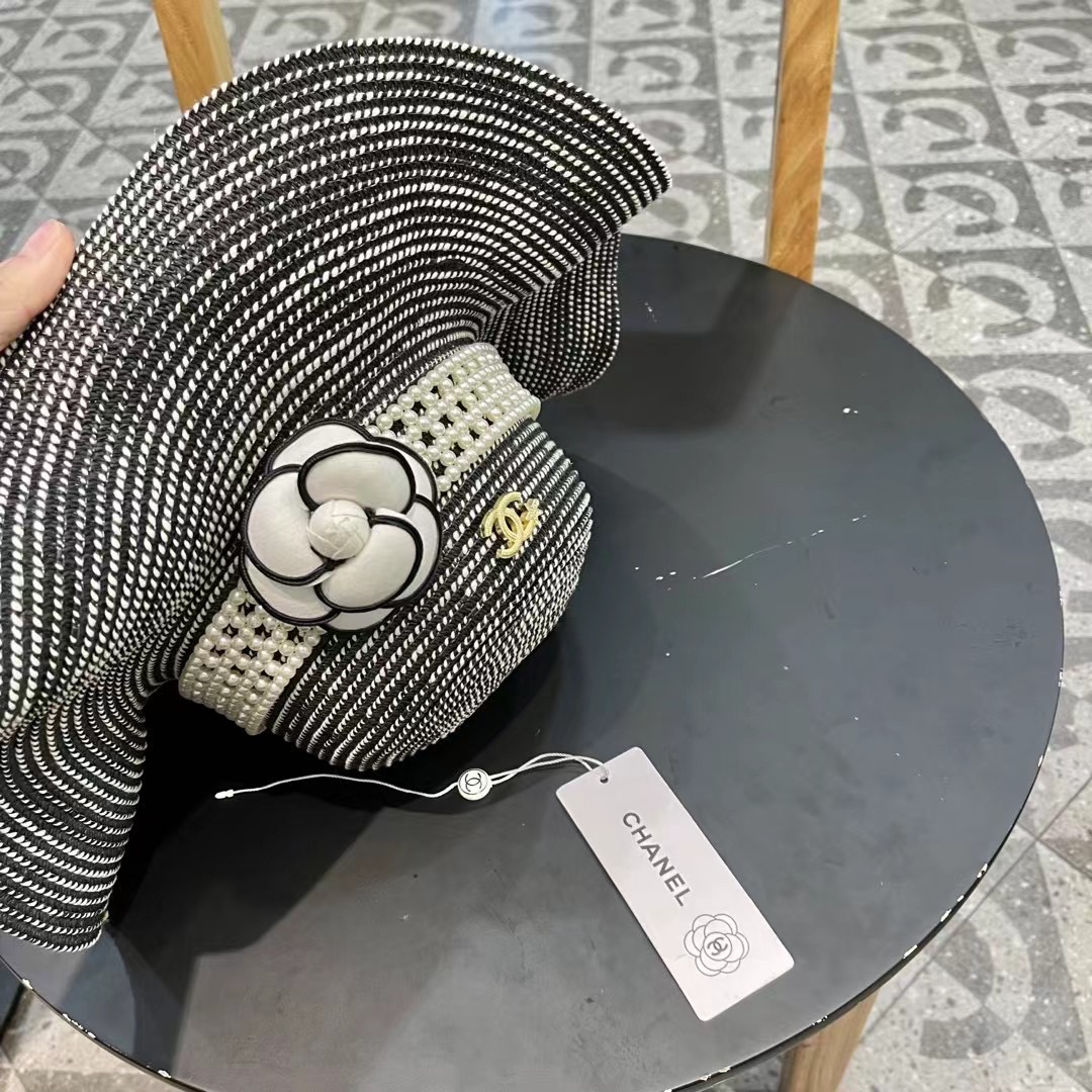 【CHANEL香奈儿】2026新款小香风草编度假风盆帽草帽，大牌风～出街旅行单品