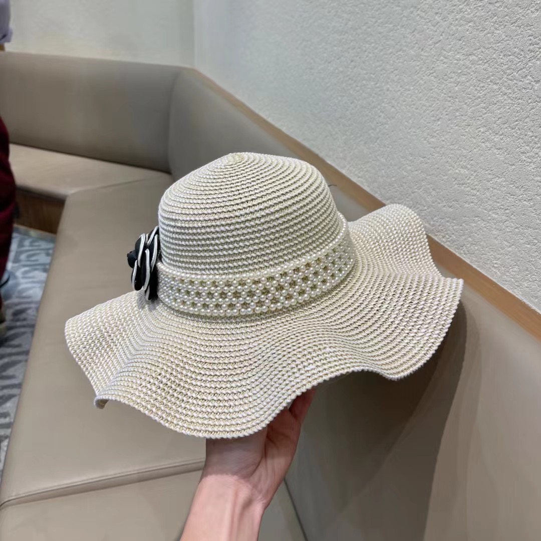 【CHANEL香奈儿】2026新款小香风草编度假风盆帽草帽，大牌风～出街旅行单品