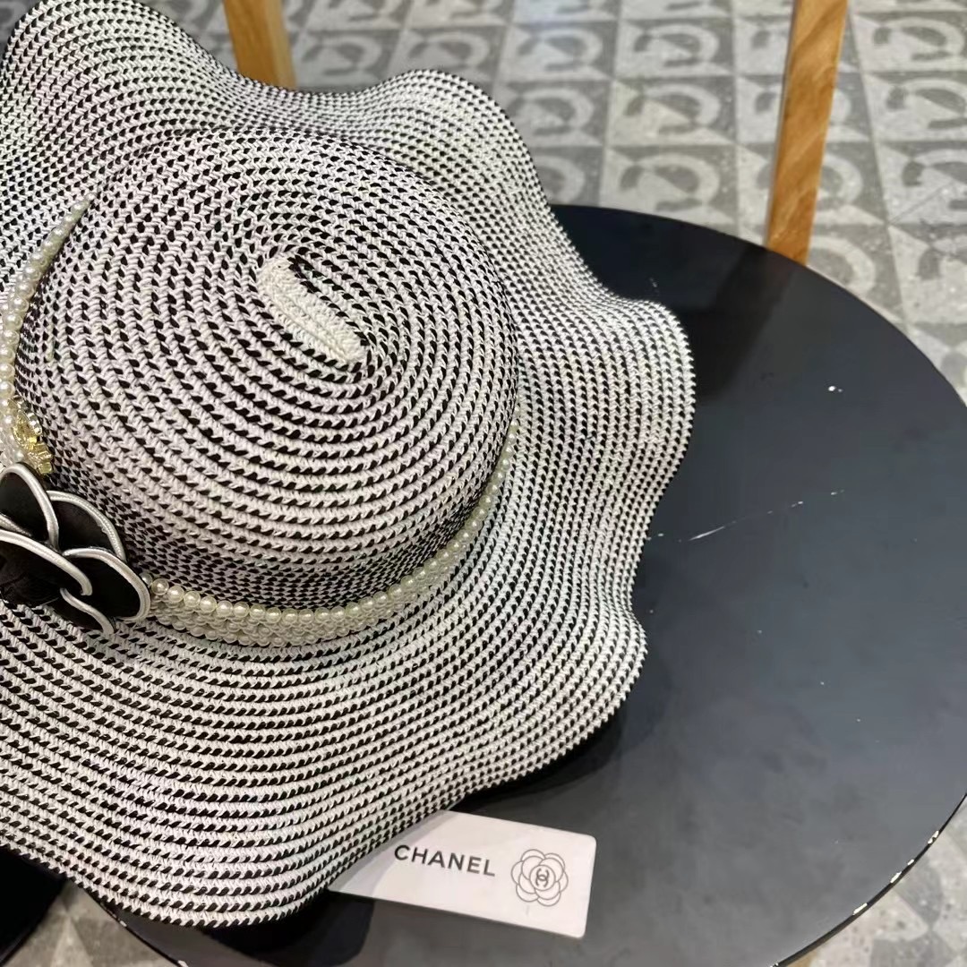 【CHANEL香奈儿】2026新款小香风草编度假风盆帽草帽，大牌风～出街旅行单品