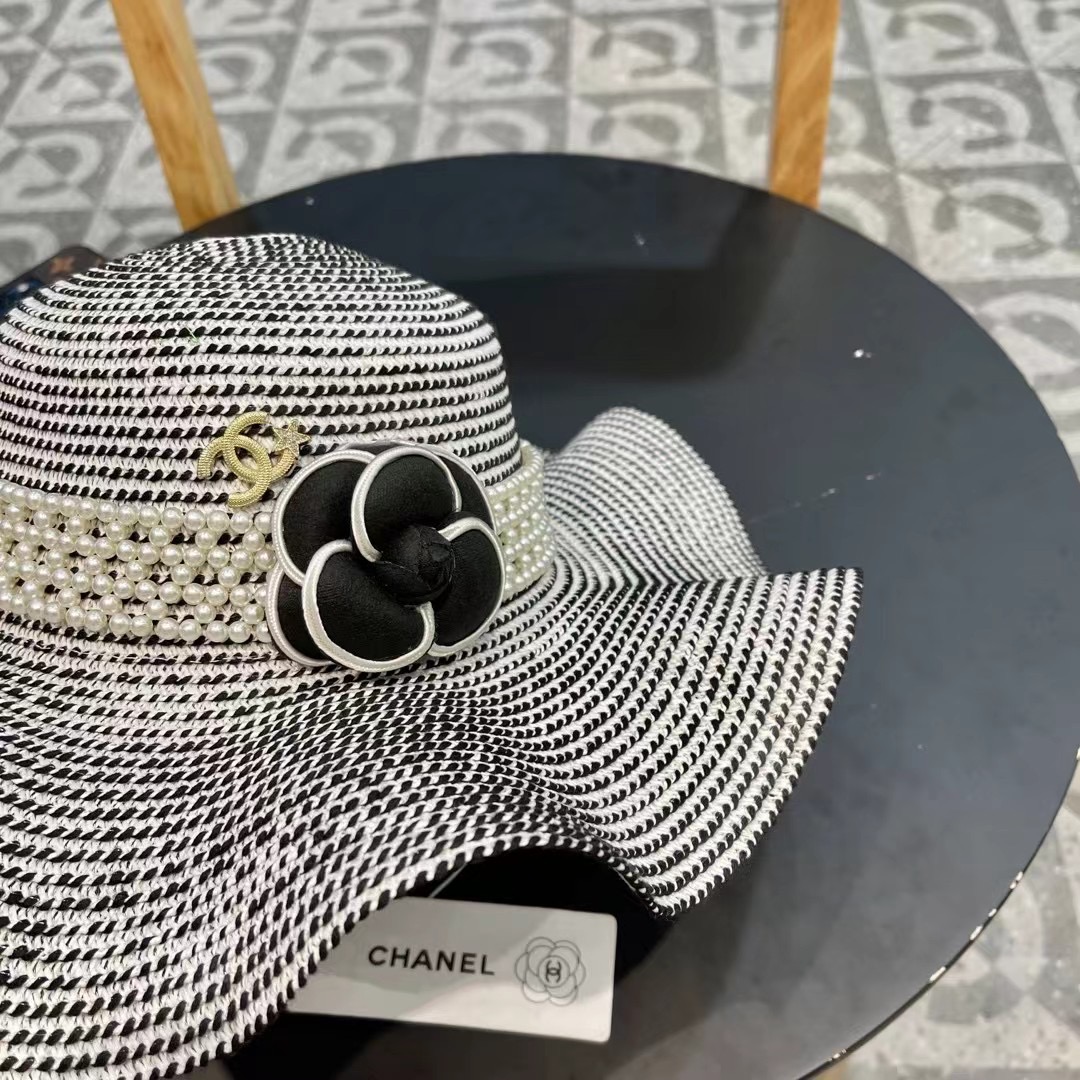 【CHANEL香奈儿】2026新款小香风草编度假风盆帽草帽，大牌风～出街旅行单品