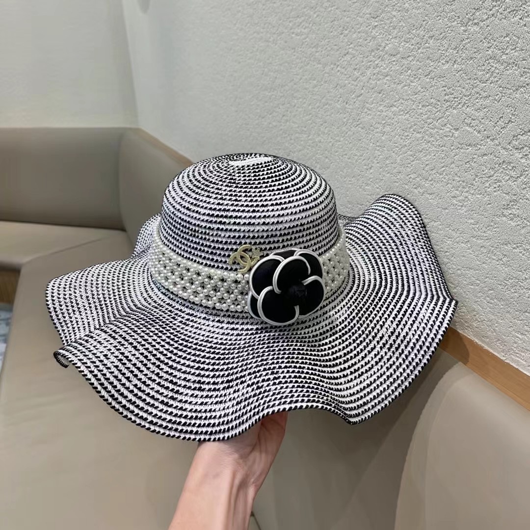 【CHANEL香奈儿】2026新款小香风草编度假风盆帽草帽，大牌风～出街旅行单品