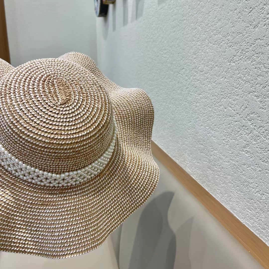 【CHANEL香奈儿】2026新款小香风草编度假风盆帽草帽，大牌风～出街旅行单品