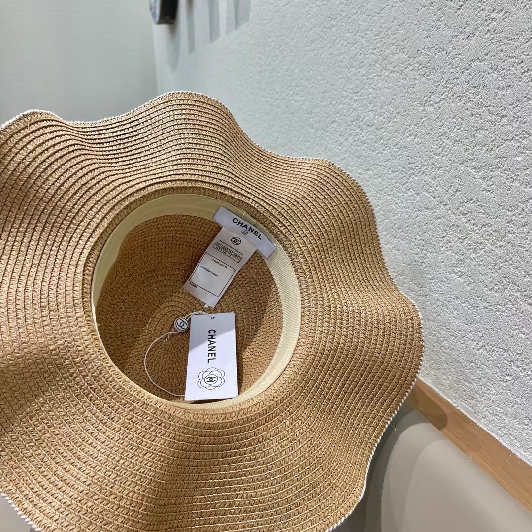 【CHANEL香奈儿】2026新款小香风草编度假风盆帽草帽，大牌风～出街旅行单品