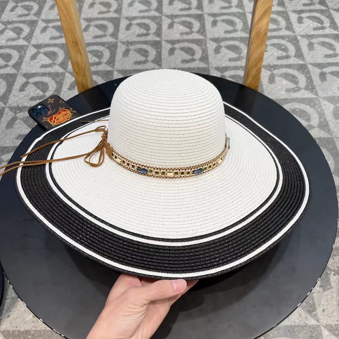 2024 New Dior Weed-Covered Tatter Caps: Simple, One-Size-Fits-All Hats - 图片 4