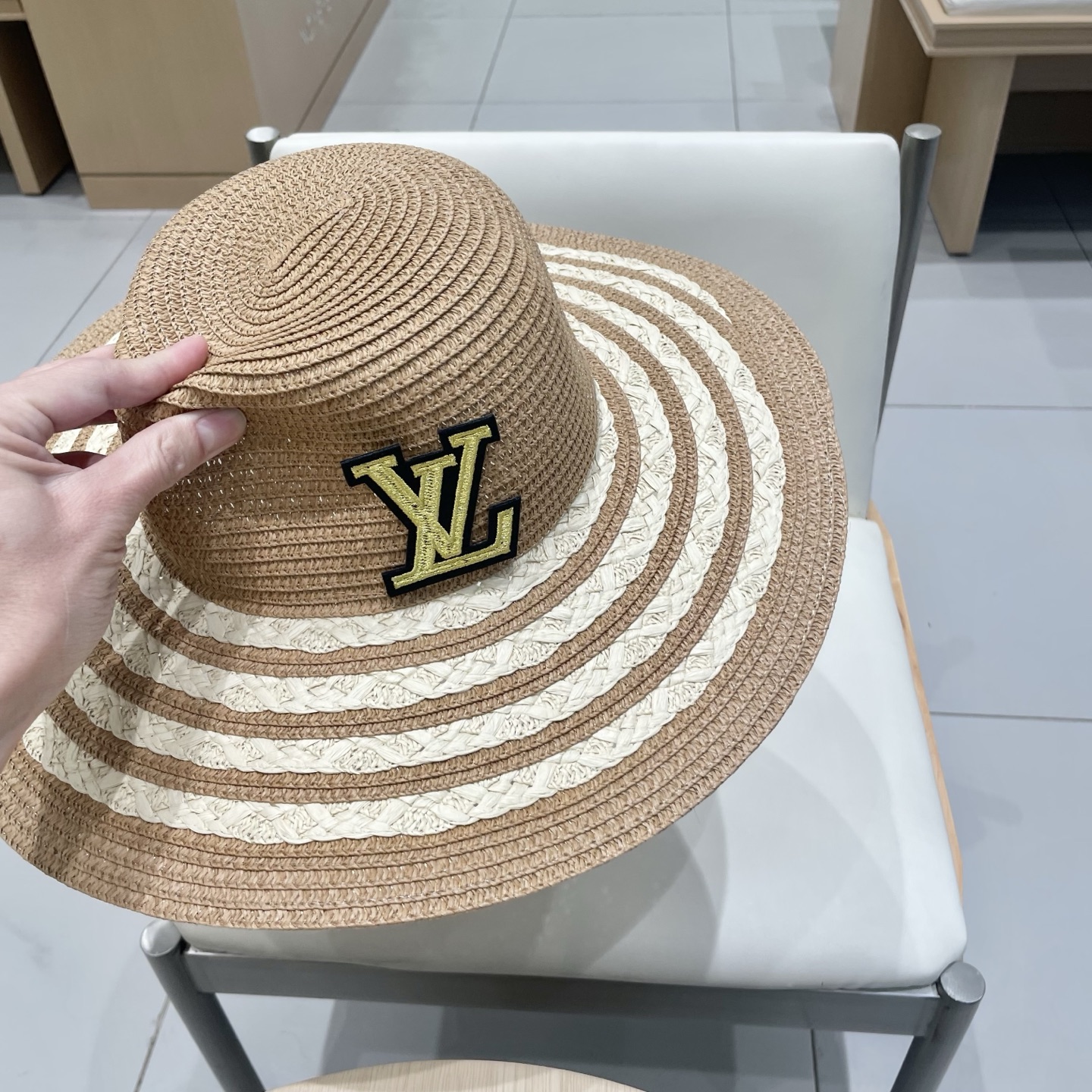  lv路易威登爆款草帽草编包户外旅游遮阳帽大帽檐显脸小