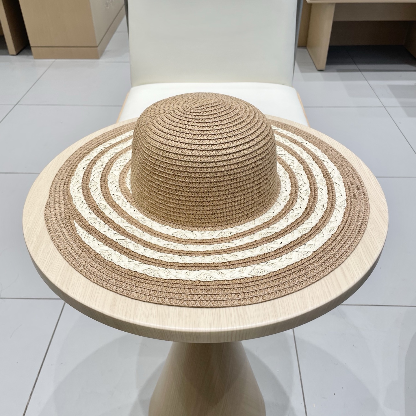 NO:226815,lv Louis Vuitton's popular straw hat straw woven bag two-piece set outdoor travel sun hat big brim showing face small pair of large capacity tote bag hat straw hat fisherman hat baseball hat, hat, louis vuitton, louis vuitton, espadrilles, espadrilles, totes, hats19860909lv路易威登爆款草帽草编包两件套户外旅游遮阳帽大帽檐显脸小配大容量托特包帽子草帽渔夫帽棒球帽,帽子,louis vuitton,louis vuitton,espadrilles,espadrilles,totes,hats,hat