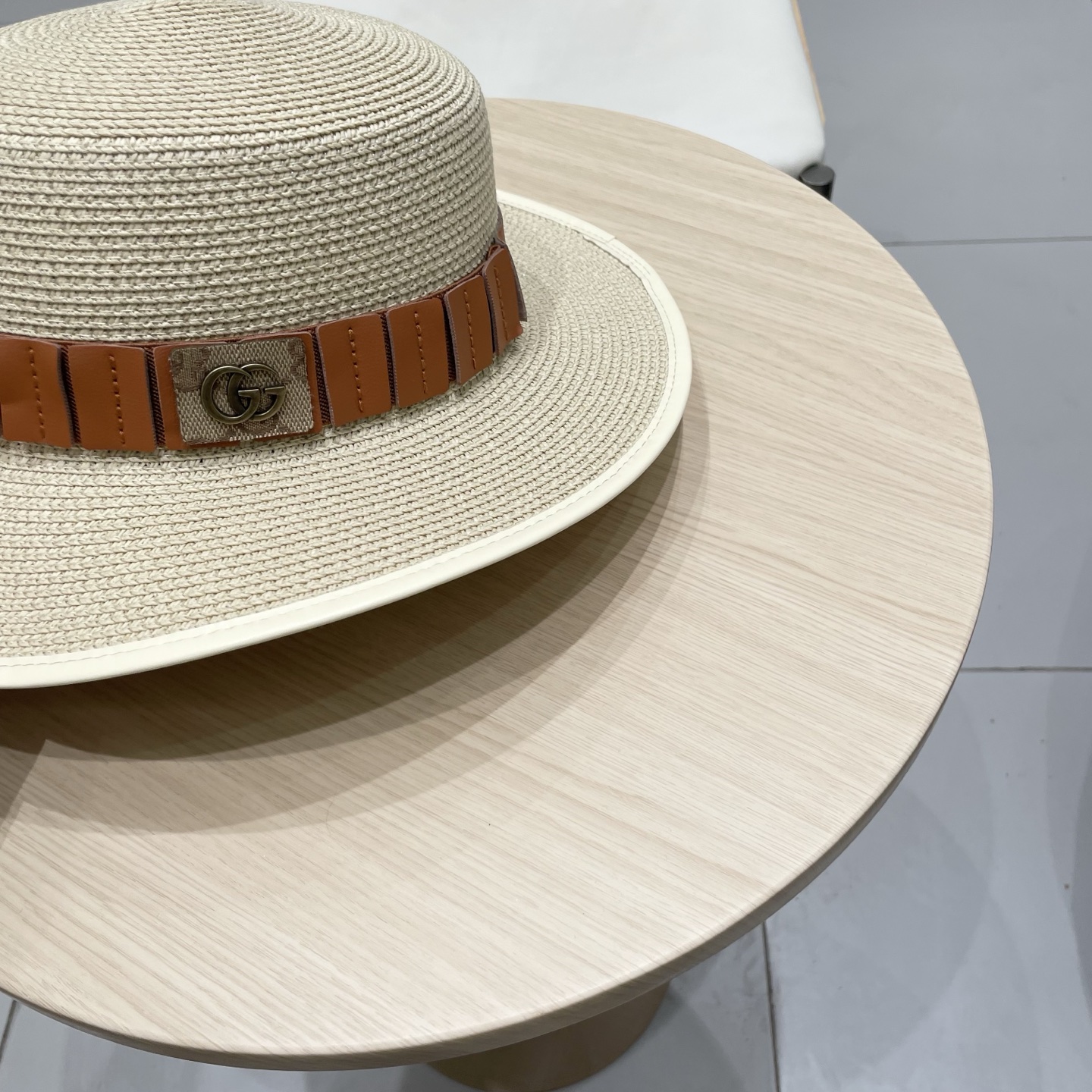   Gucci古奇2025新款草帽，名媛风遮阳帽，，旅游出街必备