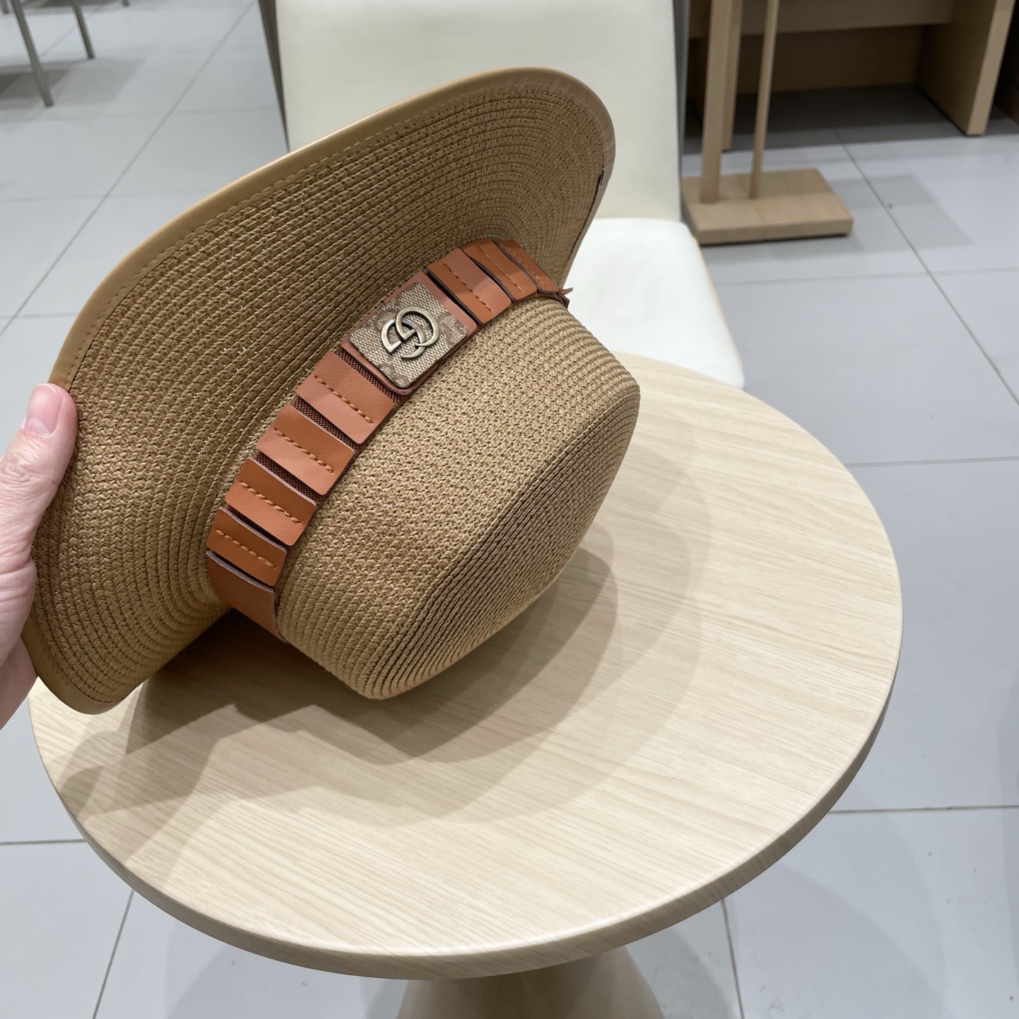   Gucci古奇2025新款草帽，名媛风遮阳帽，，旅游出街必备