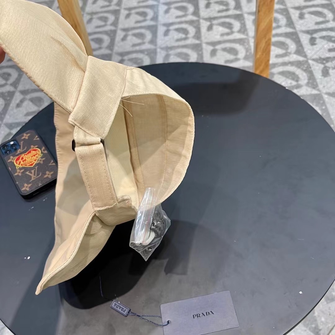 普拉达Prada新款春夏季防晒透气纯色简约空顶帽女遮阳大沿可调节帽子