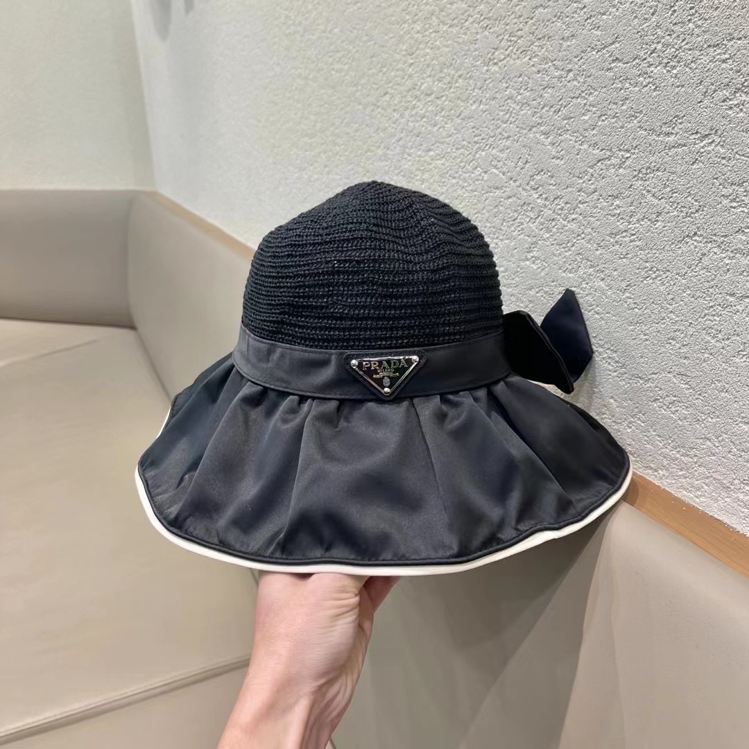  PRADA普拉达 黑胶帽子女款春夏出游防紫外线遮阳防晒帽大檐蝴蝶结渔夫帽太阳帽