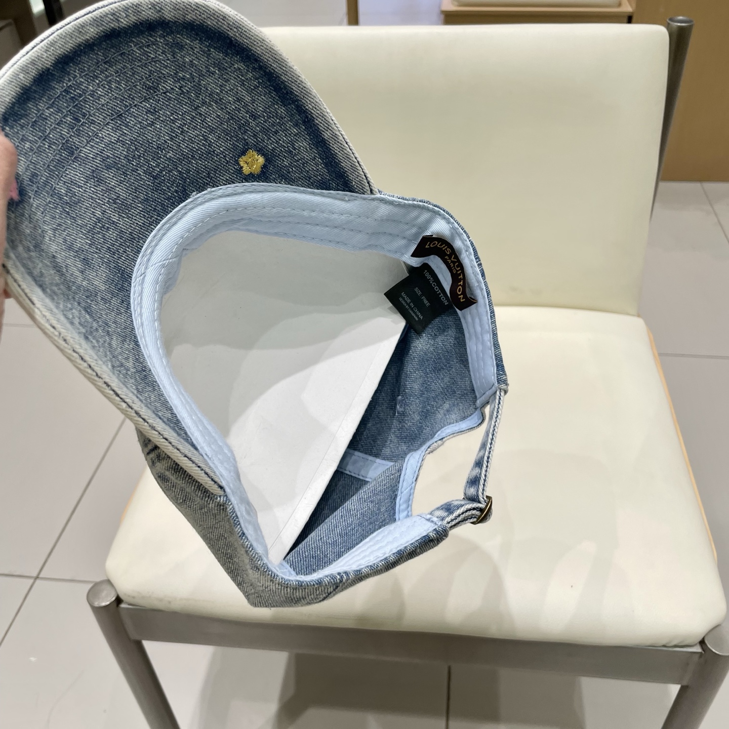 🧢路易威登lv棒球帽 LouisVuitton😍新款重工打造♥️高端大气，百搭款🤗男女通用！