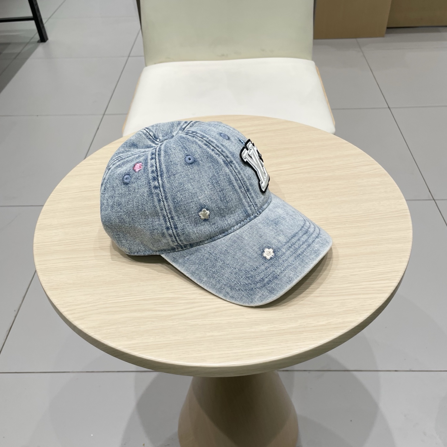 🧢路易威登lv棒球帽 LouisVuitton😍新款重工打造♥️高端大气，百搭款🤗男女通用！