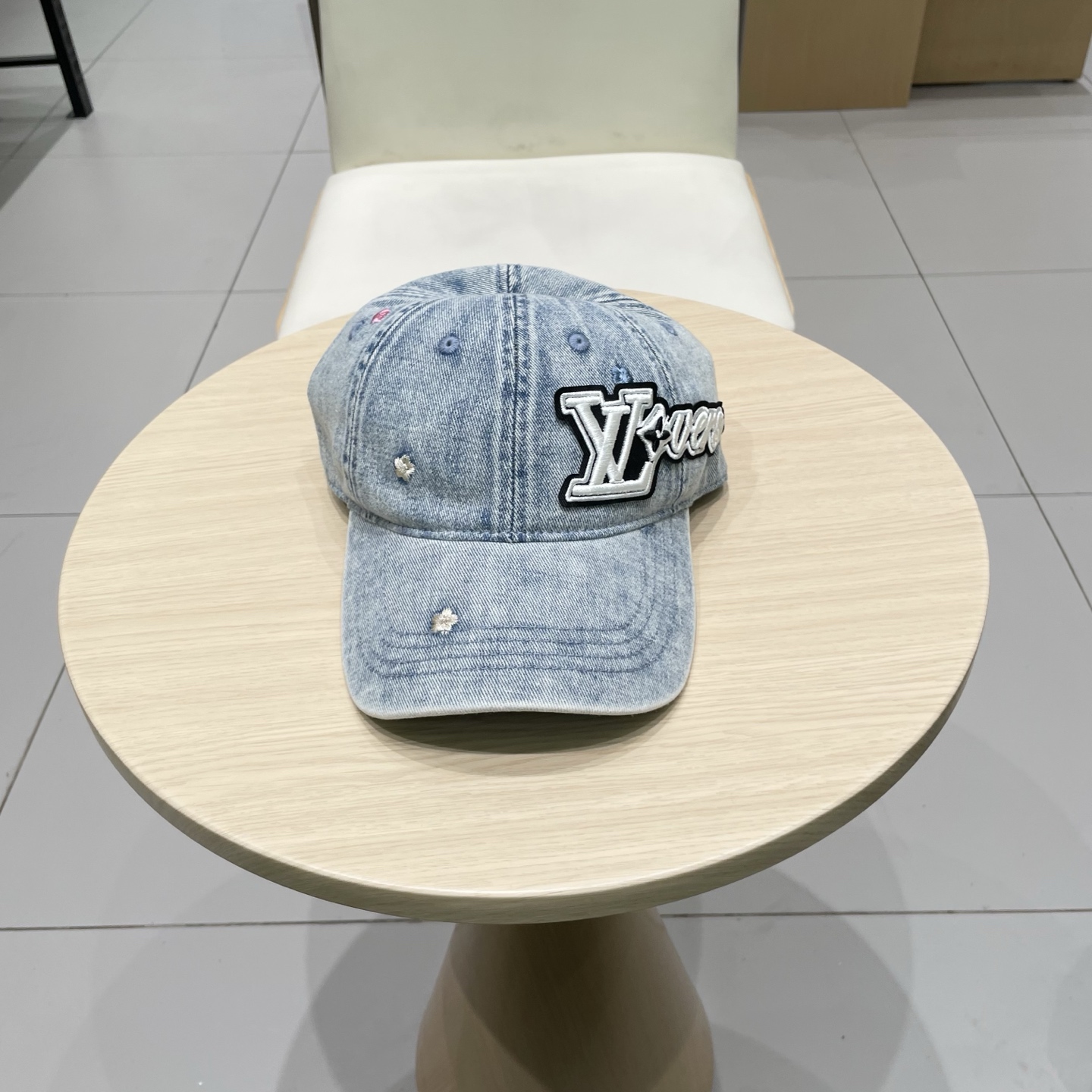 🧢路易威登lv棒球帽 LouisVuitton😍新款重工打造♥️高端大气，百搭款🤗男女通用！