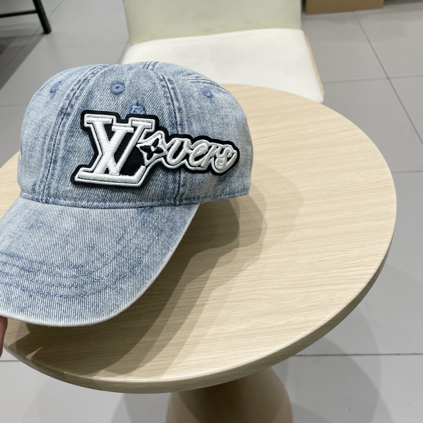 🧢路易威登lv棒球帽 LouisVuitton😍新款重工打造♥️高端大气，百搭款🤗男女通用！