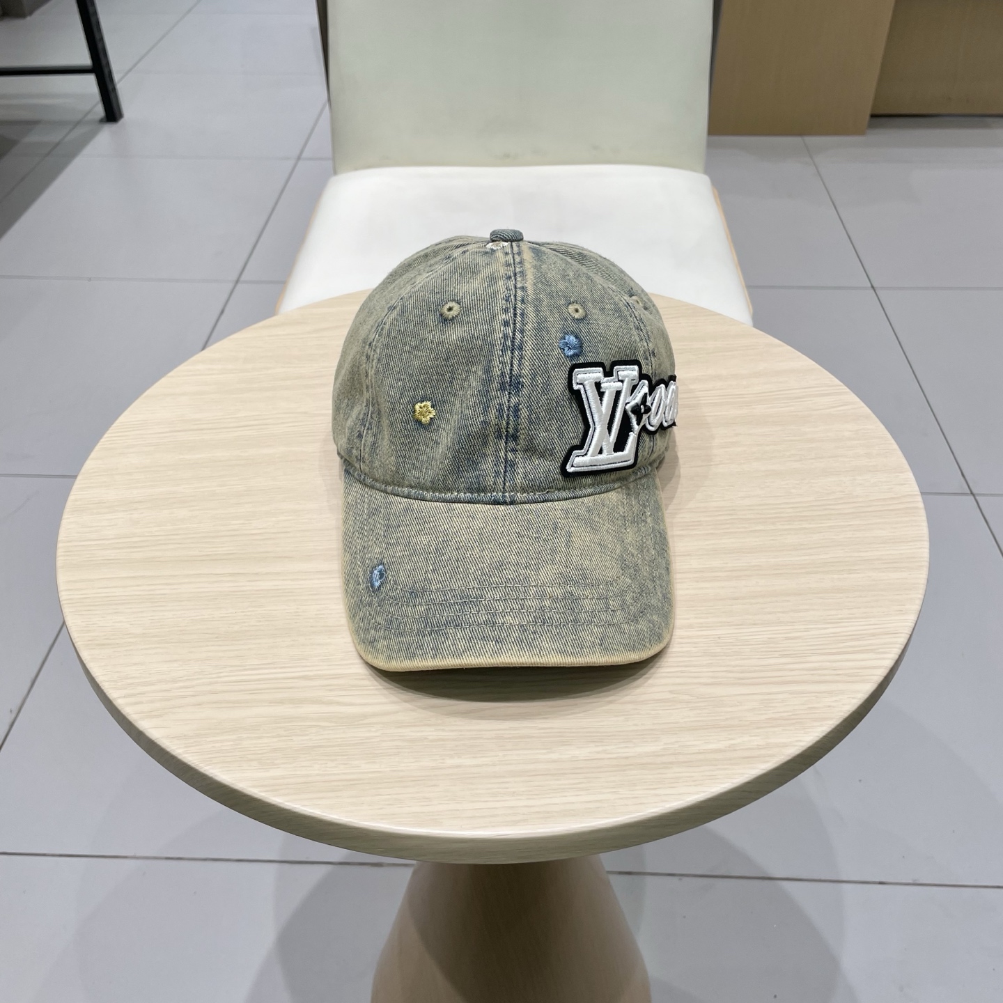 🧢路易威登lv棒球帽 LouisVuitton😍新款重工打造♥️高端大气，百搭款🤗男女通用！