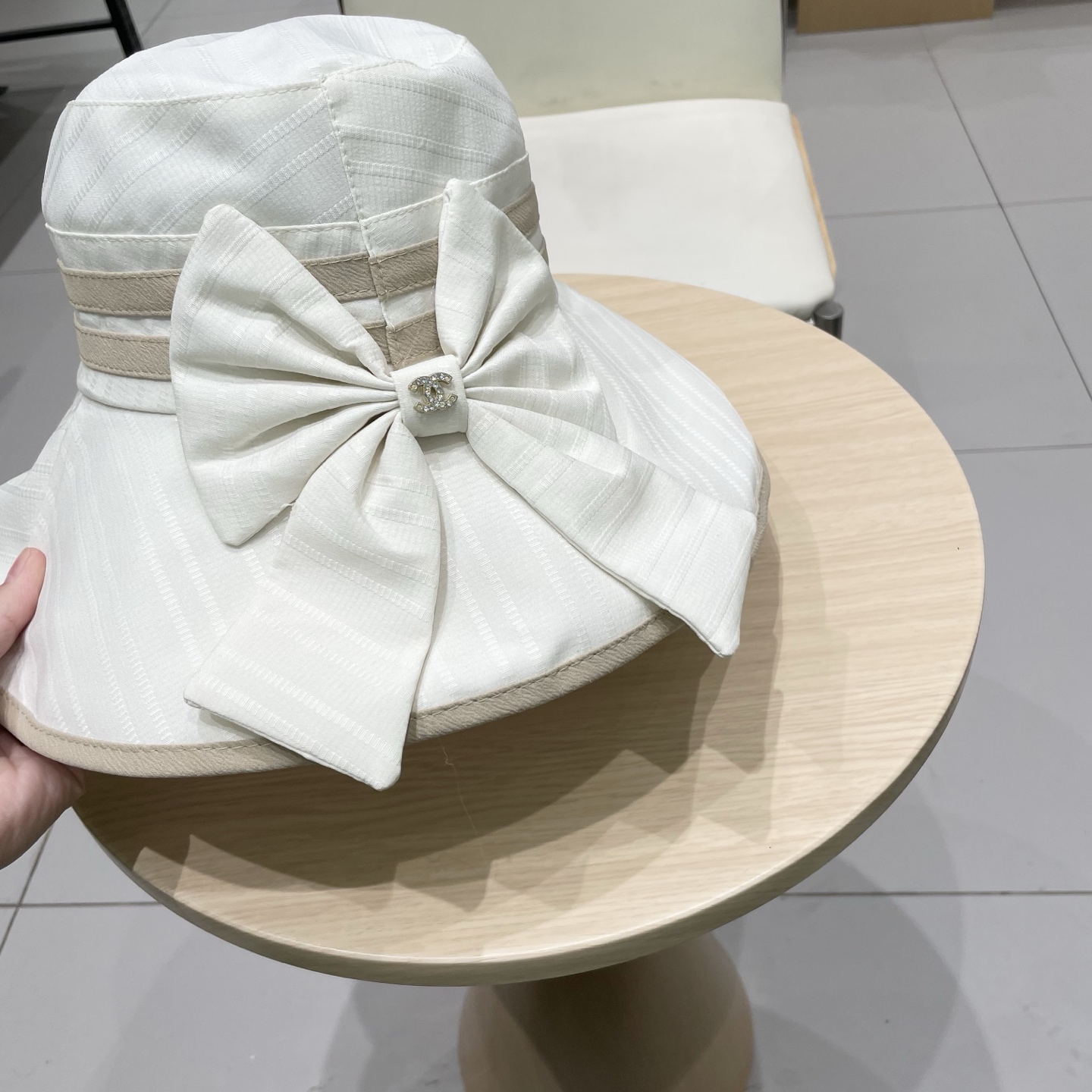  Chanel香奈儿2025新款渔夫帽女春夏季出游大檐防紫外线遮阳帽韩版蝴蝶结太阳帽