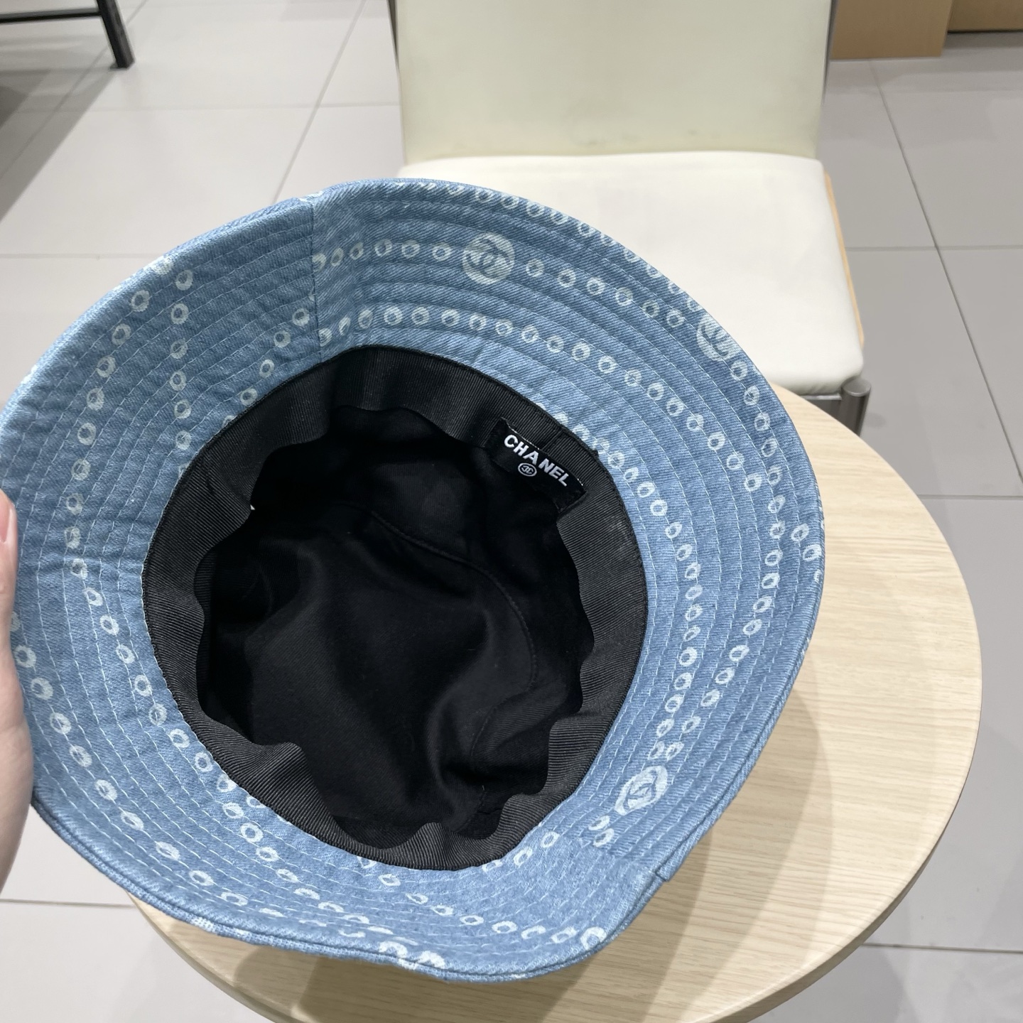  Chanel香奈儿蓝色珍珠牛仔渔夫帽