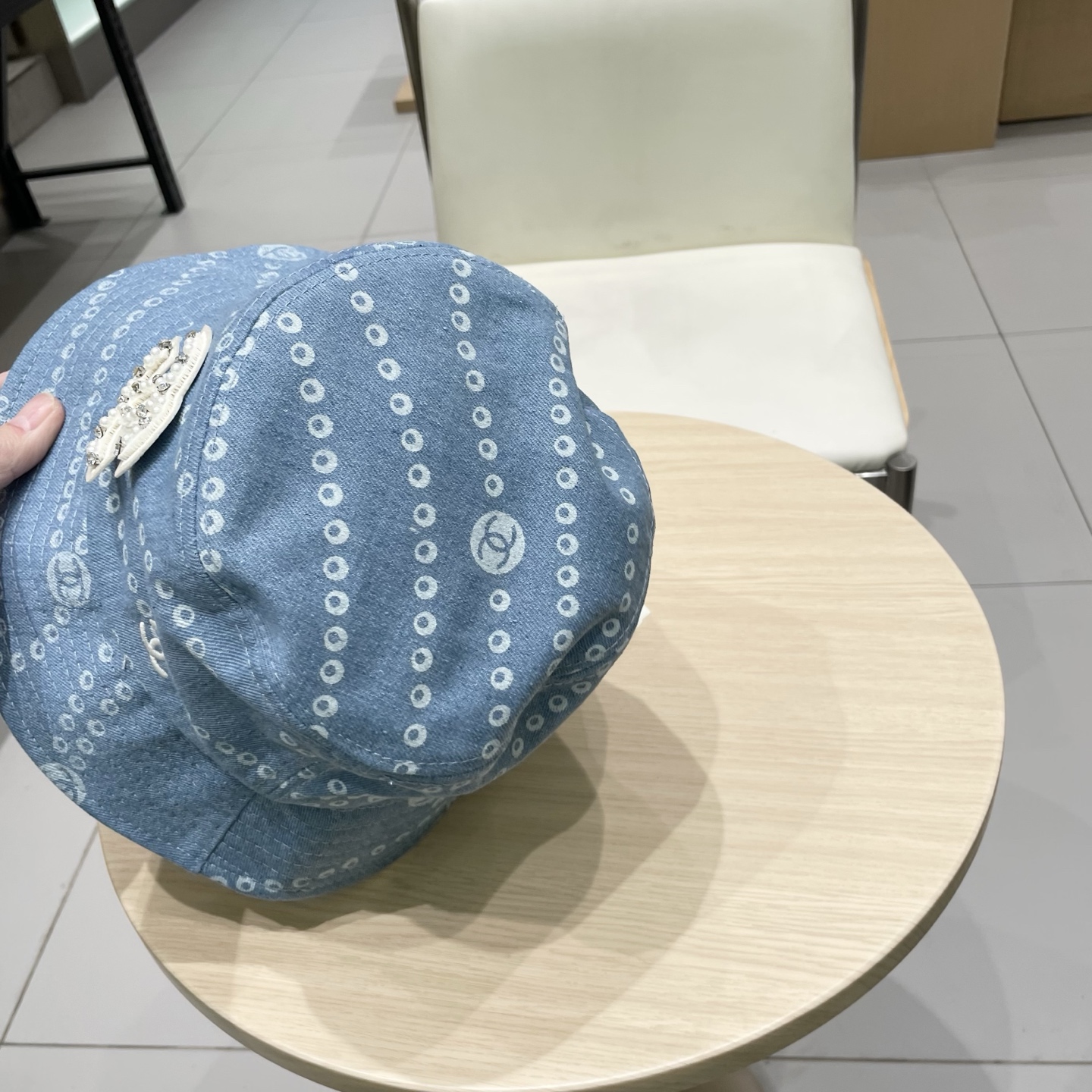  Chanel香奈儿蓝色珍珠牛仔渔夫帽