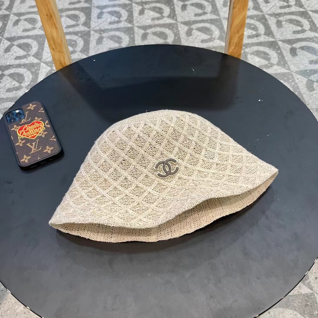  香奈儿Chanel夏季透气防晒针织渔夫帽子女格纹显脸小休闲百搭出游遮阳纯色盆帽