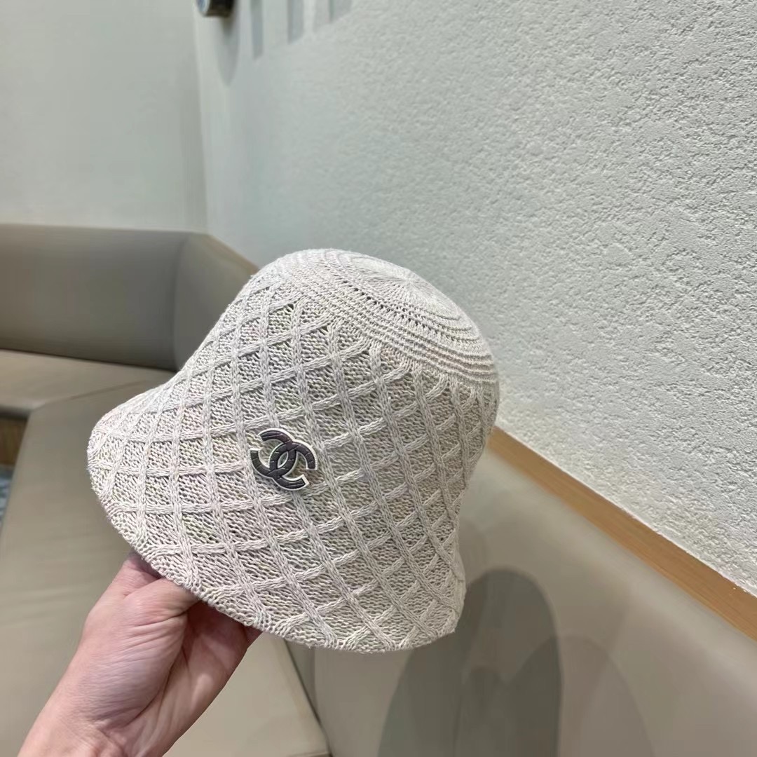  香奈儿Chanel夏季透气防晒针织渔夫帽子女格纹显脸小休闲百搭出游遮阳纯色盆帽